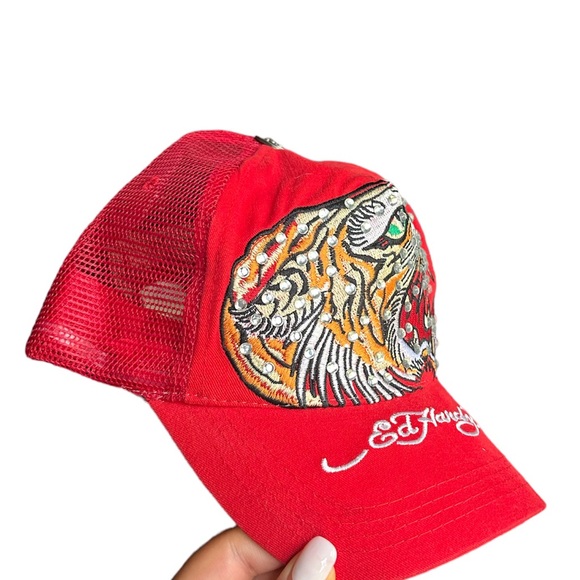 NWT Ed Hardy Graphic Vintage Tattoo Trucker Hat - Picture 3 of 6